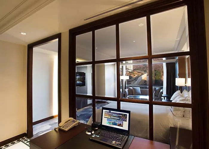 Millennium Hilton 5* Seoul