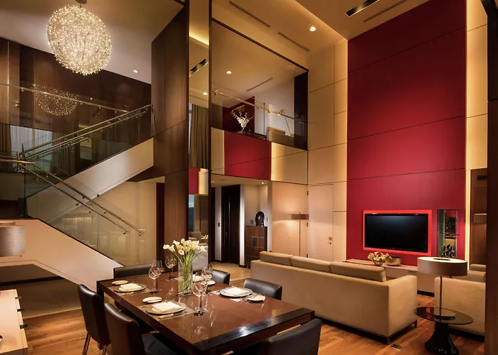 Millennium Hilton 5*