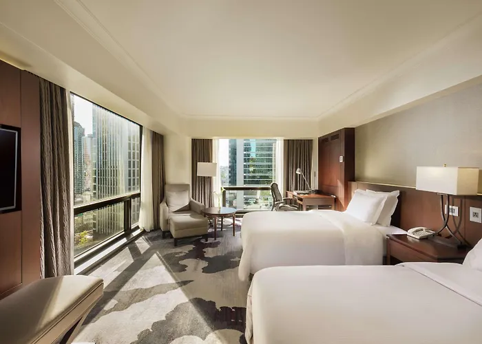 Millennium Hilton Hotel 5*
