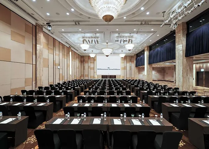 Hotel Millennium Hilton 5*