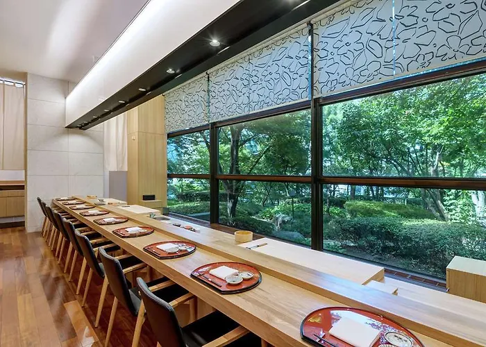Millennium Hilton Hotel 5*