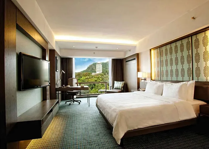 Hotel Millennium Hilton